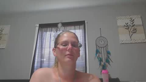 JadeLuv online show from 04/05/26, 03:53