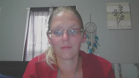 JadeLuv online show from 06/01/26, 05:36