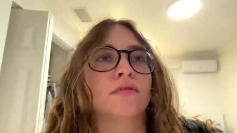 Snapshot of jademonroe0522 chatting on 11/20/25, 11:32 jademonroe0522 online show from 11/20/25, 11:32