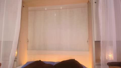 Snapshot of jademuller_ chatting on 09/25/25, 08:56 JADE online show from 09/25/25, 08:56