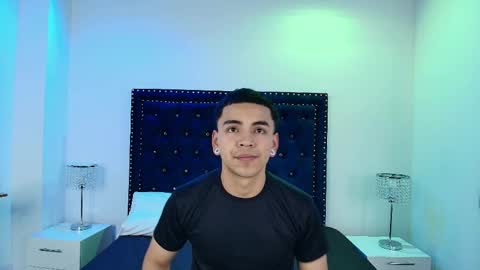 Snapshot of jaden_and_sofia chatting on 04/01/26, 03:18 Jaden and Sofia online show from 04/01/26, 03:18