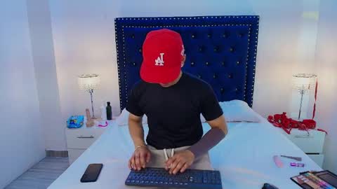 Snapshot of jaden_and_sofia chatting on 05/09/26, 03:23 Jaden and Sofia online show from 05/09/26, 03:23