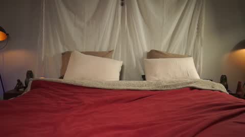 Snapshot of jadeperez_ chatting on 03/08/25, 04:01 Jade online show from 03/08/25, 04:01