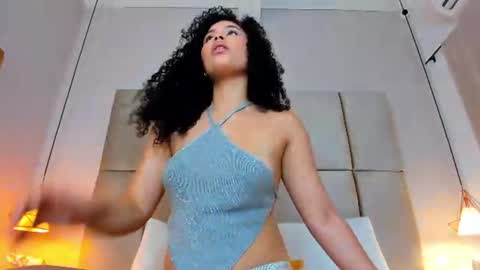 Snapshot of jadetorres_ chatting on 07/27/26, 08:27 Jade online show from 07/27/26, 08:27