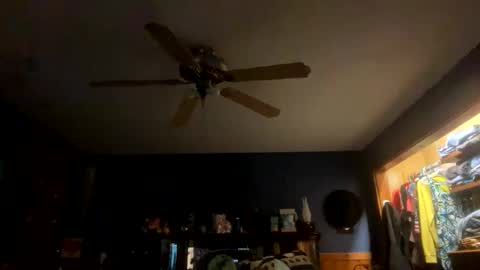 Snapshot of jadon2bnu2nt chatting on 11/11/25, 03:28 Jason online show from 11/11/25, 03:28