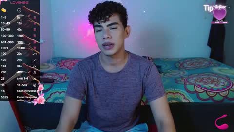 Snapshot of jaedasky_ chatting on 09/22/25, 01:18 javi15 online show from 09/22/25, 01:18