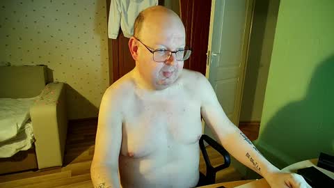 Snapshot of jake230975 chatting on 01/22/25, 06:52 Jake2309 online show from 01/22/25, 06:52