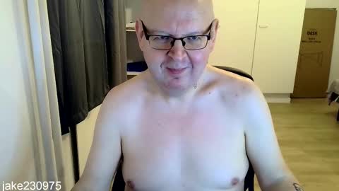 Snapshot of jake230975 chatting on 01/07/26, 08:00 Jake2309 online show from 01/07/26, 08:00