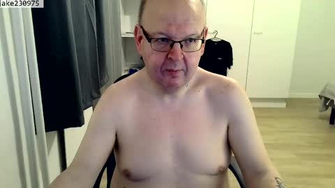 Snapshot of jake230975 chatting on 03/28/26, 07:57 Jake2309 online show from 03/28/26, 07:57