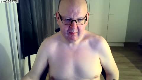 Jake2309 online show from 05/01/26, 06:56