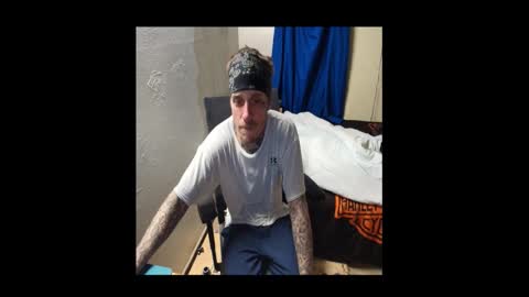 Snapshot of jake265897 chatting on 01/18/26, 07:01 showingitoff online show from 01/18/26, 07:01