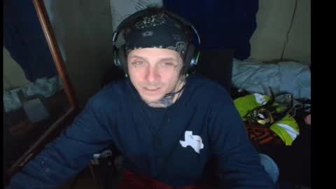 Snapshot of jake265897 chatting on 02/03/26, 04:32 showingitoff online show from 02/03/26, 04:32