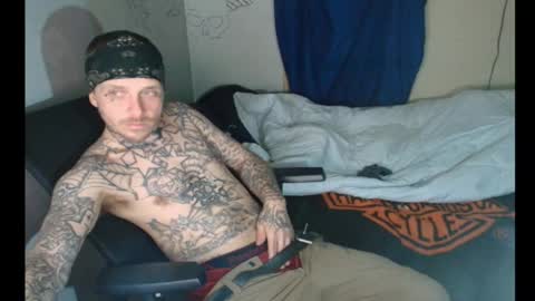 Snapshot of jake265897 chatting on 02/17/26, 04:31 showingitoff online show from 02/17/26, 04:31