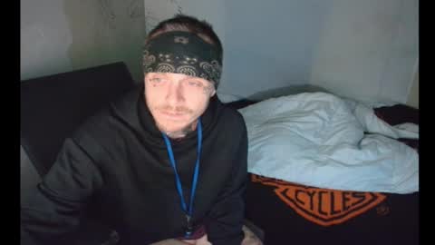 Snapshot of jake265897 chatting on 02/23/26, 04:54 showingitoff online show from 02/23/26, 04:54