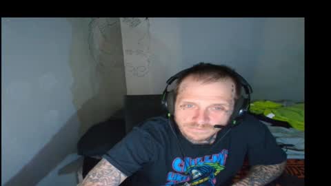 Snapshot of jake265897 chatting on 03/02/26, 06:14 showingitoff online show from 03/02/26, 06:14