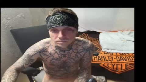 Snapshot of jake265897 chatting on 03/03/26, 04:18 showingitoff online show from 03/03/26, 04:18