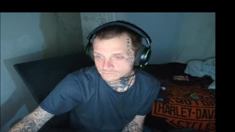 Snapshot of jake265897 chatting on 03/09/26, 02:15 showingitoff online show from 03/09/26, 02:15