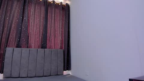 Snapshot of jake_evanss_ chatting on 01/17/25, 04:57 JAKE online show from 01/17/25, 04:57