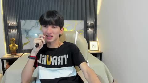 Snapshot of jake_evanss_ chatting on 10/14/25, 08:53 JAKE online show from 10/14/25, 08:53