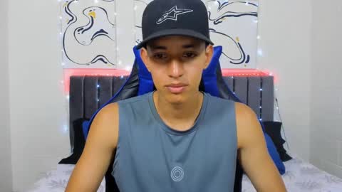 Snapshot of jake_shadow14 chatting on 12/02/24, 10:12 Hi guys im new 3 online show from 12/02/24, 10:12