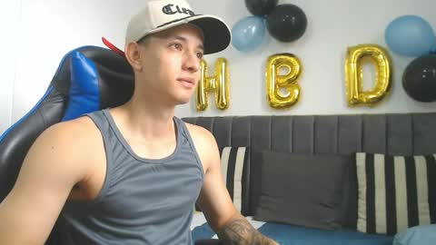 Hi guys im new 3 online show from 04/29/26, 03:05