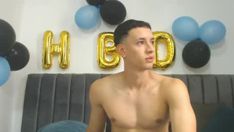 Hi guys im new 3 online show from 04/30/26, 08:57