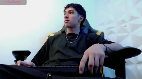 Snapshot of jake_tripp chatting on 01/04/25, 03:18 jake_tripp online show from 01/04/25, 03:18