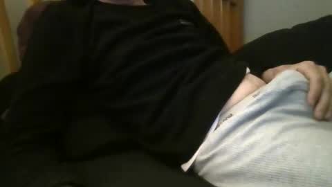 Snapshot of jakecambridge chatting on 04/19/26, 12:37 Jake Cambridge online show from 04/19/26, 12:37