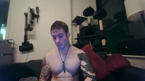 Snapshot of jakefoundglory chatting on 12/21/25, 11:39 Jake online show from 12/21/25, 11:39