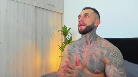 Snapshot of jakeortega chatting on 10/02/25, 05:36 Jake Orthega online show from 10/02/25, 05:36