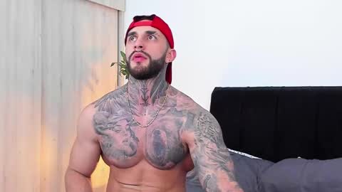 Snapshot of jakeortega chatting on 10/09/25, 08:01 Jake Orthega online show from 10/09/25, 08:01