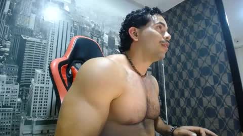 Snapshot of jakeskye chatting on 02/27/25, 03:14 JakeSkye online show from 02/27/25, 03:14