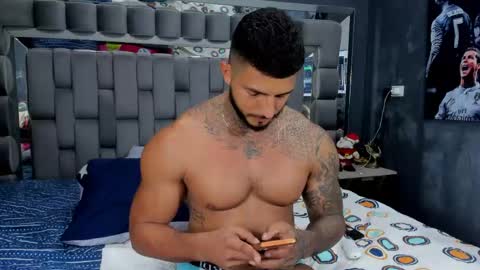 my name is sebas If you come here dont hesitate to say hello Im a guy who really likes having conversations and having hot online show from 05/07/26, 02:44