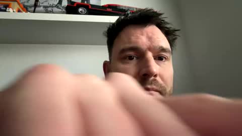 jakeuk05 online show from 12/01/25, 09:47