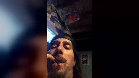 Snapshot of jakthasnak420 chatting on 05/18/26, 12:40 jakthasnak420 online show from 05/18/26, 12:40