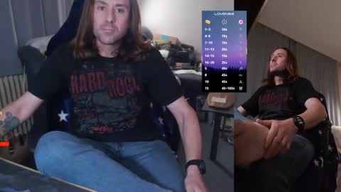 Snapshot of jalex_moony chatting on 10/03/25, 08:28 Alex online show from 10/03/25, 08:28