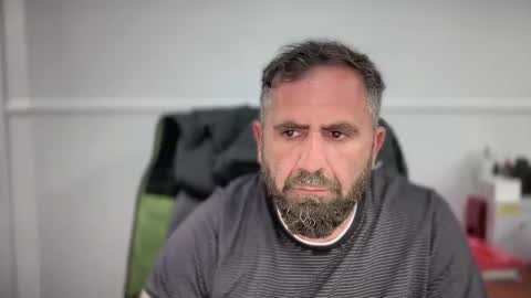 jam0786 online show from 10/31/25, 12:00