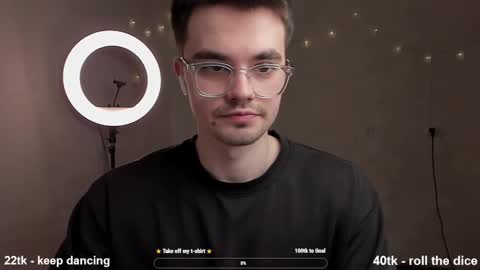 Snapshot of jame_flow chatting on 03/01/25, 12:07 Hey there Im Jame online show from 03/01/25, 12:07