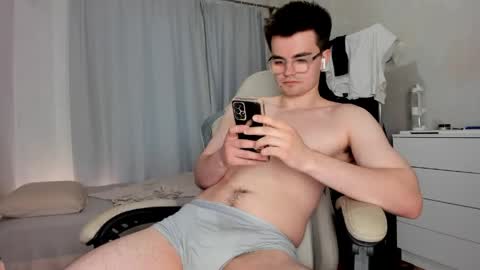 Hey there Im Jame online show from 05/11/26, 11:38