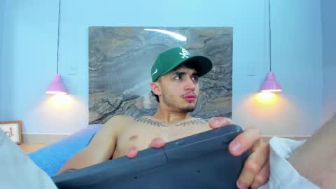 Snapshot of james_06_ chatting on 05/21/26, 11:39 james_06_ online show from 05/21/26, 11:39