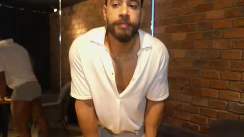 Snapshot of james_axel chatting on 01/17/26, 02:22 James Axel online show from 01/17/26, 02:22