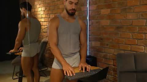 Snapshot of james_axel chatting on 03/21/26, 02:20 James Axel online show from 03/21/26, 02:20