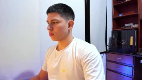 james_cr online show from 02/16/25, 08:54