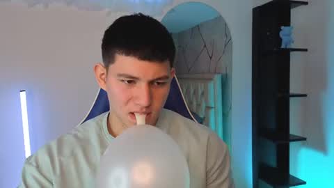 james_cr online show from 06/12/26, 12:15