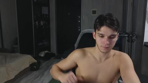 Snapshot of james_friends chatting on 03/10/26, 10:26 James online show from 03/10/26, 10:26