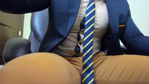 Snapshot of james_thick1 chatting on 01/09/25, 12:14 James online show from 01/09/25, 12:14