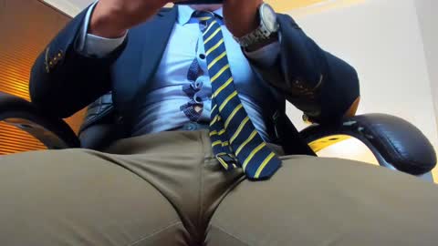 Snapshot of james_thick1 chatting on 02/14/25, 04:41 James online show from 02/14/25, 04:41