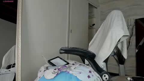 jamesdekker online show from 09/25/25, 08:29