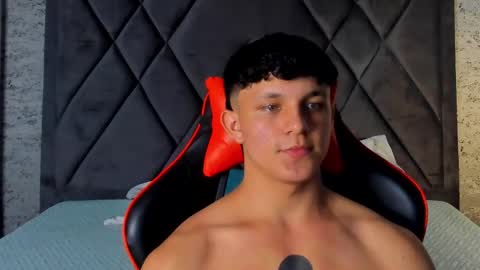 Snapshot of jamesgolden_ chatting on 03/12/25, 06:33 jamesgolden_ online show from 03/12/25, 06:33