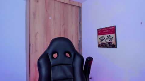 James Gray online show from 12/09/24, 07:07